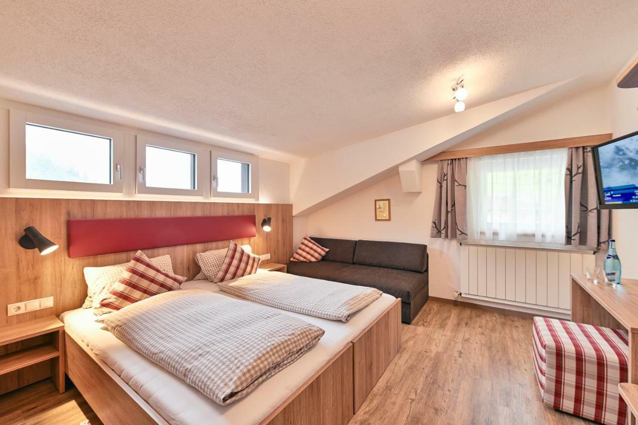 Haus Flexen Rooms & Apartments Stuben am Arlberg Buitenkant foto